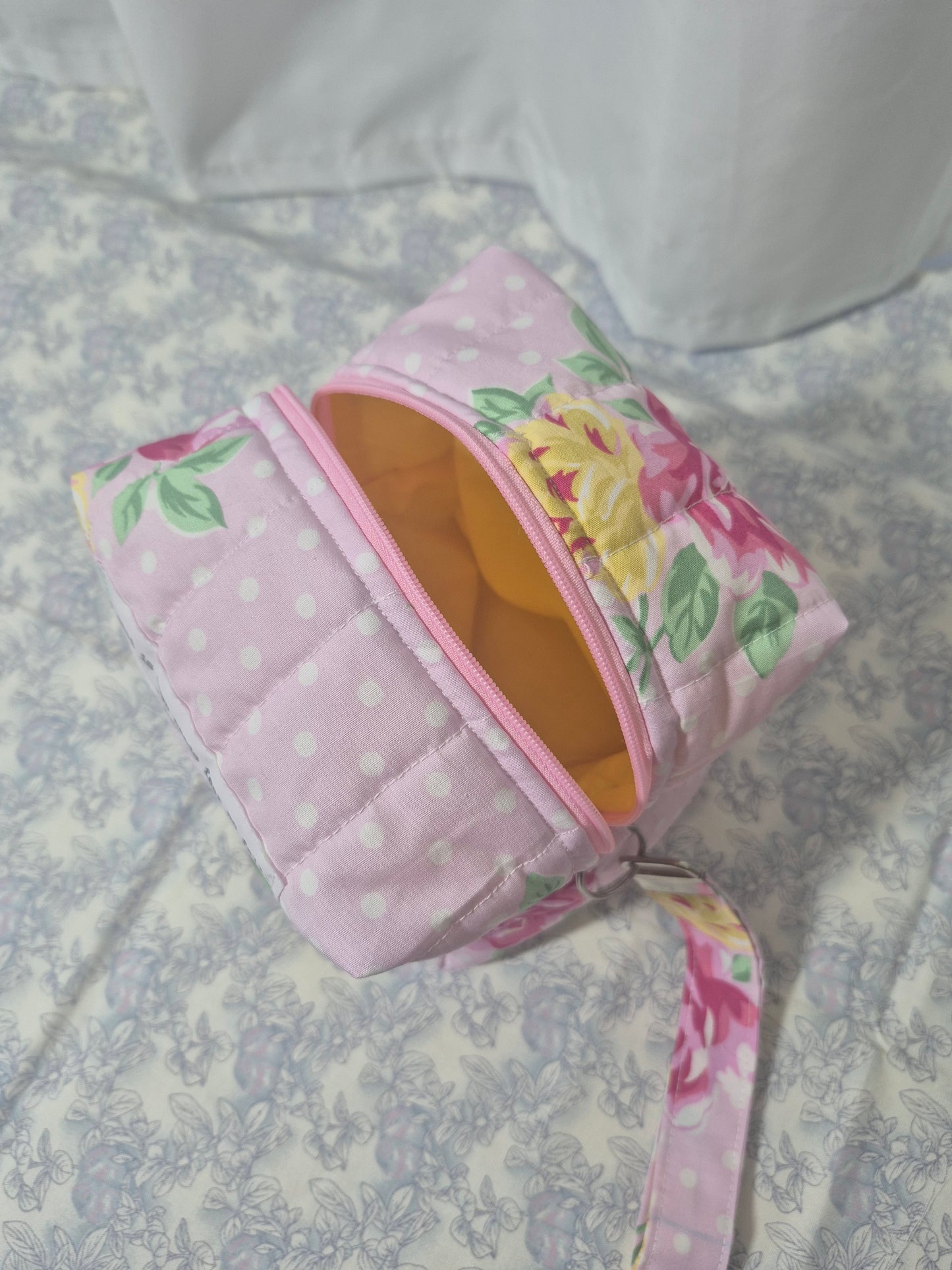 Cube Pouch with Quote