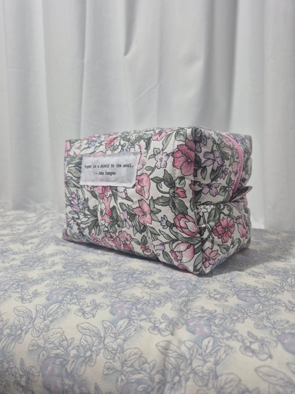 Medium "Quoted" Pouch