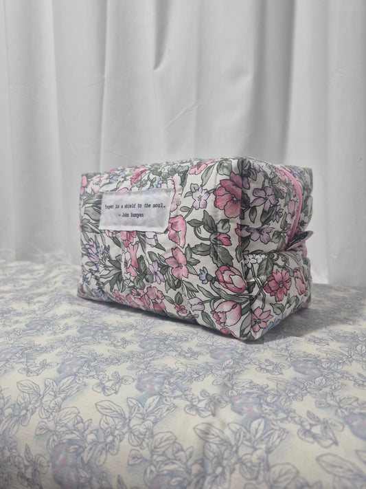 Medium "Quoted" Pouch