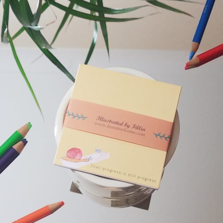 Snail Day Out Memopad